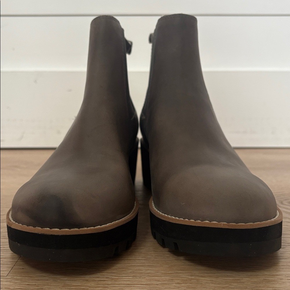 Eileen Fisher Shearling Lined Chelsea Wedge Ankle Boots Size 10 - Picture 5 of 16